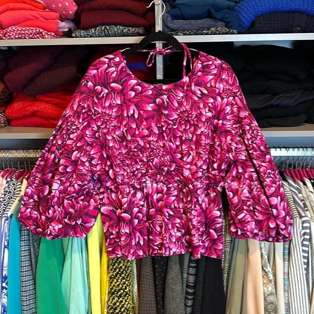 Kika Vargas pink flowered balloons sleeves open tie back top size XL